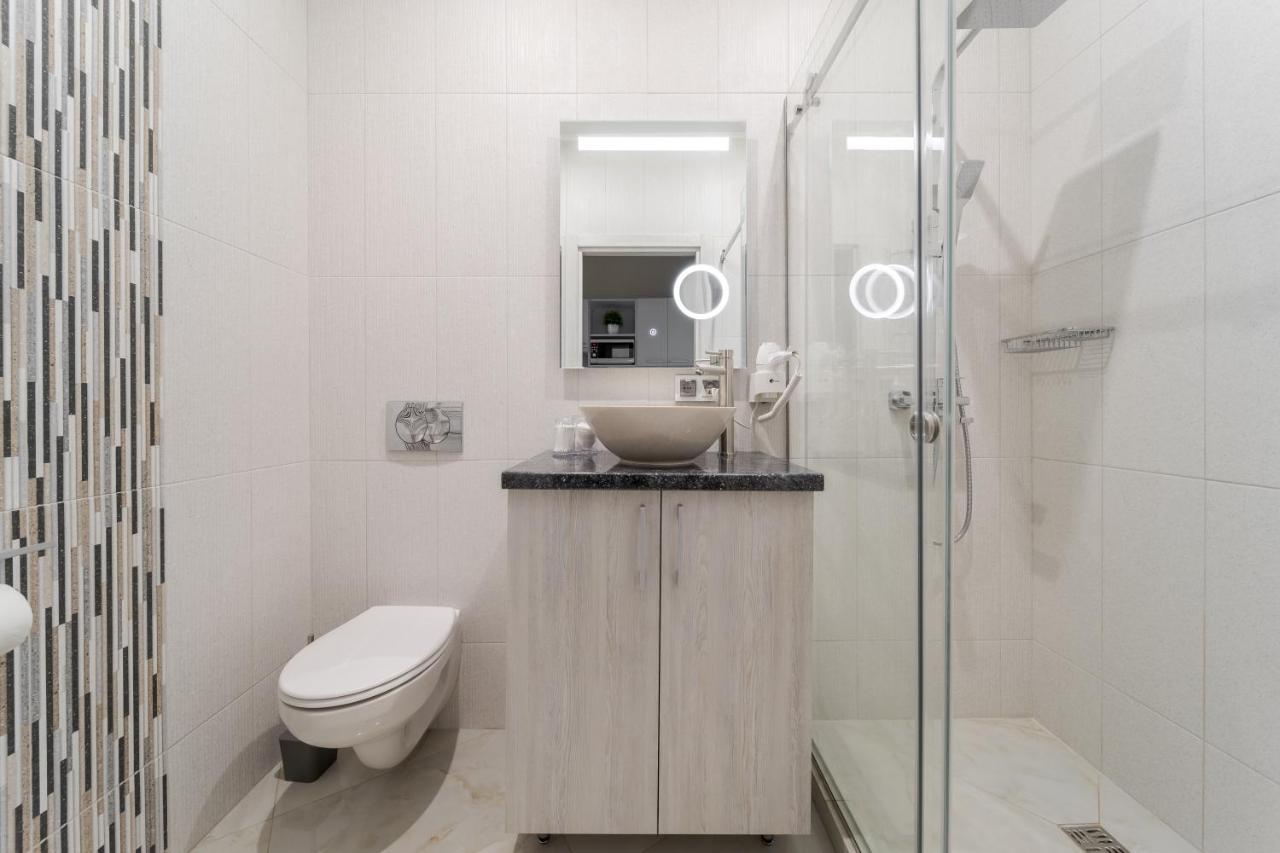 리비프 Luxury Flat In Downtown 2 아파트 외부 사진